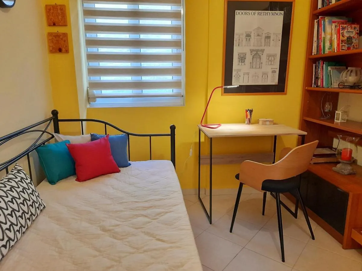 Saxophone House Seaview Family Apartment Rethymno  Greece